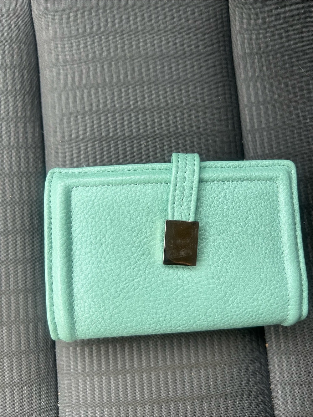 Safekeeper Mint Green Small Leather Wallet with Snap Closure
